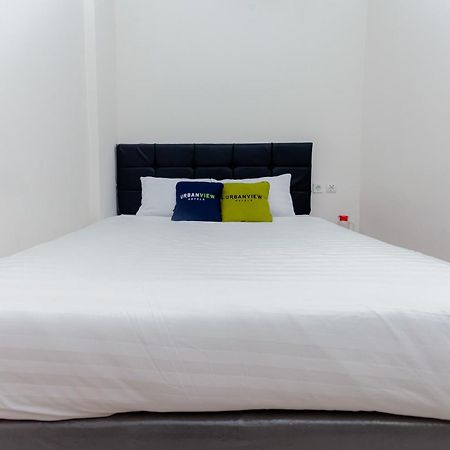 Urbanview Hotel Priority Samarinda By Reddoorz Экстерьер фото